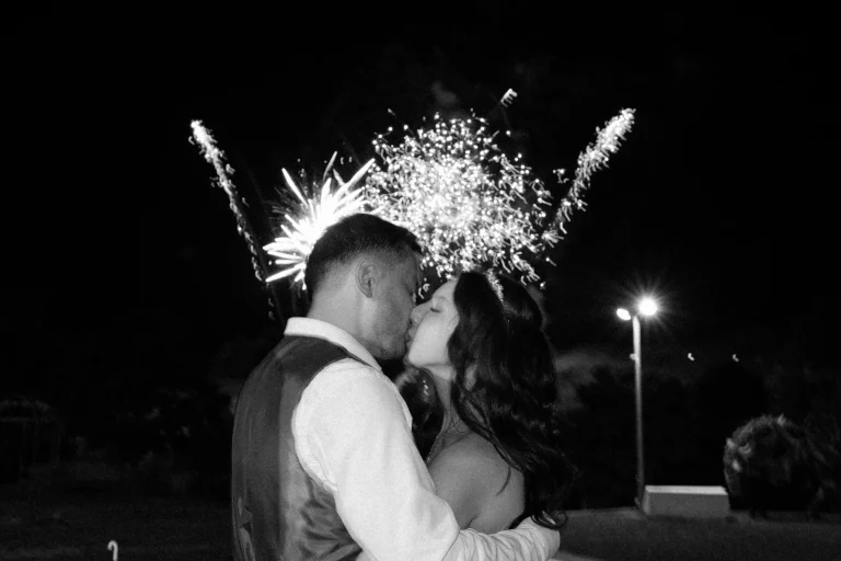 How to Plan an Intimate Wedding You’ll Truly Remember – 5 Honest Tips